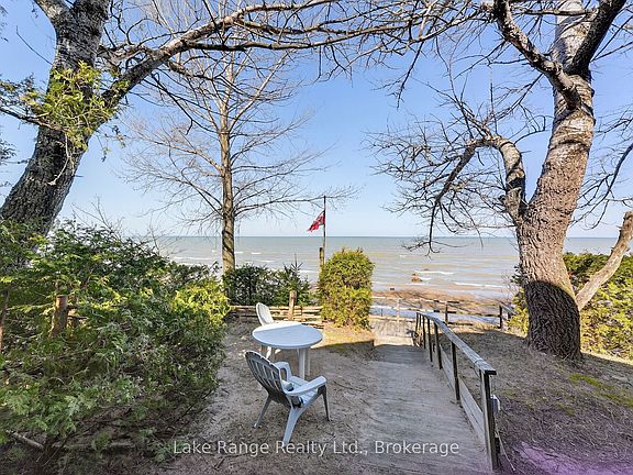 4th image of 124 Bruce Beach Rd