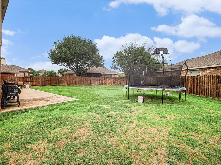 9600 Fox Hill Dr — Photo 28