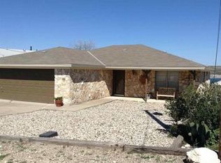 106 Canyon Dr, Del Rio, TX 78840