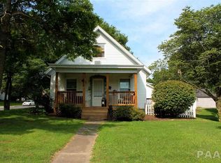 502 N Main St, Eureka, IL