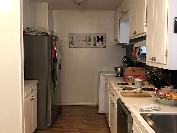 2nd image of 2751 N Jefferson Ave