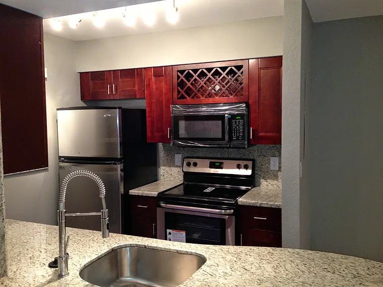 2850 N Oakland Forest Dr #112 — Photo 2