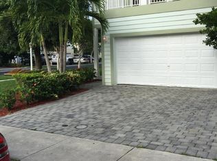 387 NE 31st Ter, Homestead, FL 33033