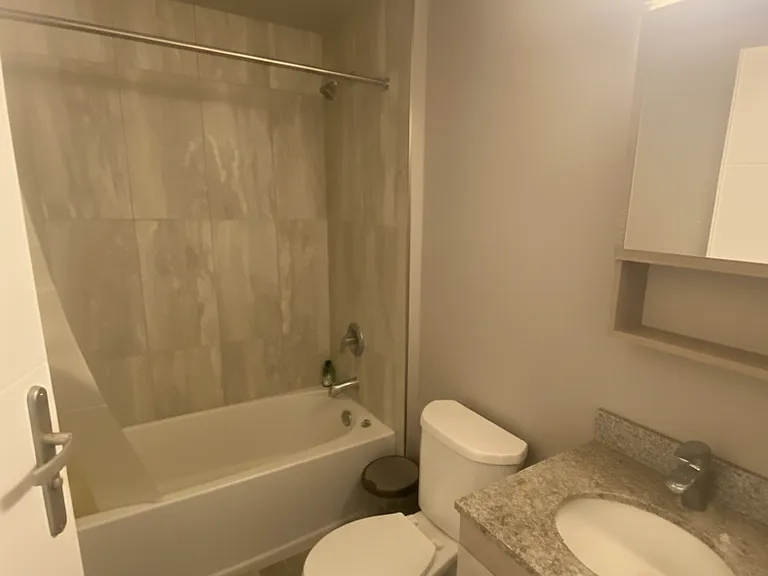 257 Hemlock St #403 — Photo 10