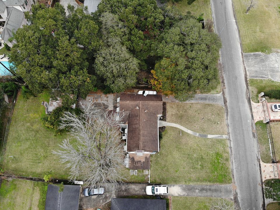 2nd image of 5410 Blythewood St