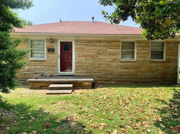 3034 Veach Rd, Owensboro, KY 42303