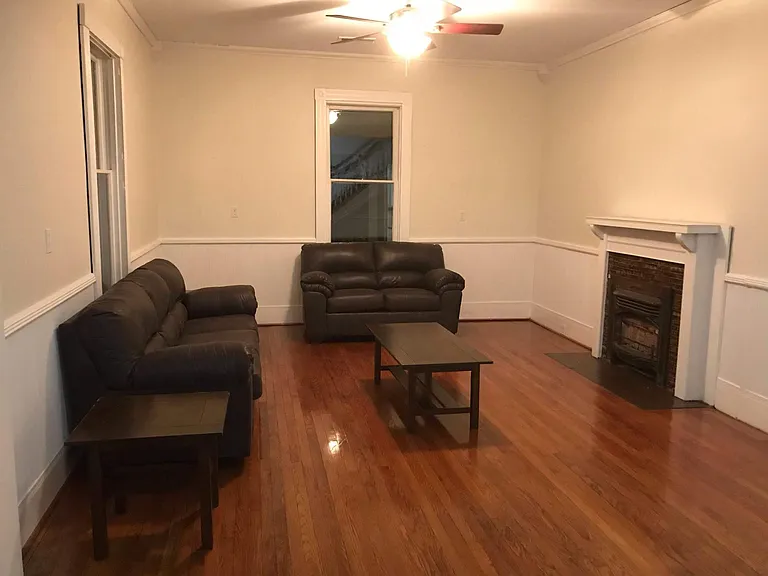 526 Monroe St — Photo 13