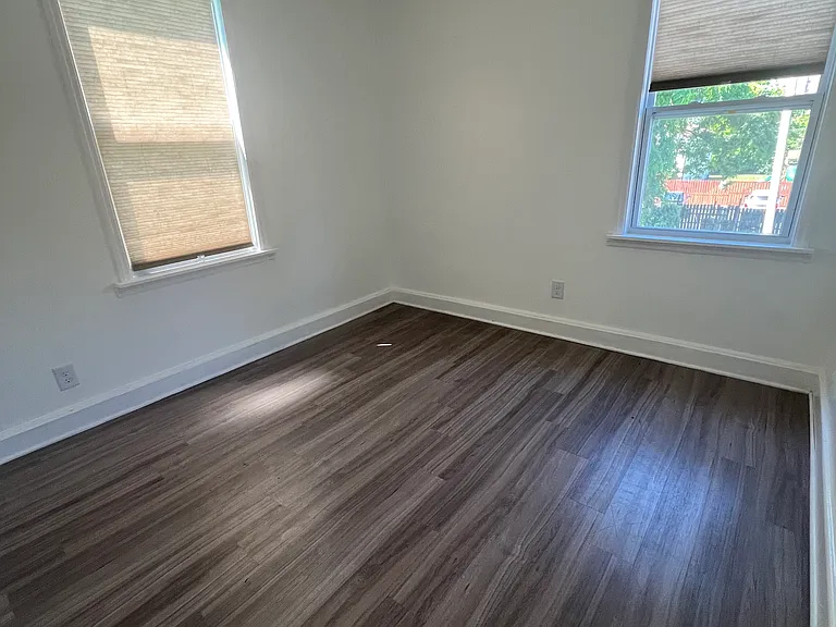 19 Potomac St — Photo 19