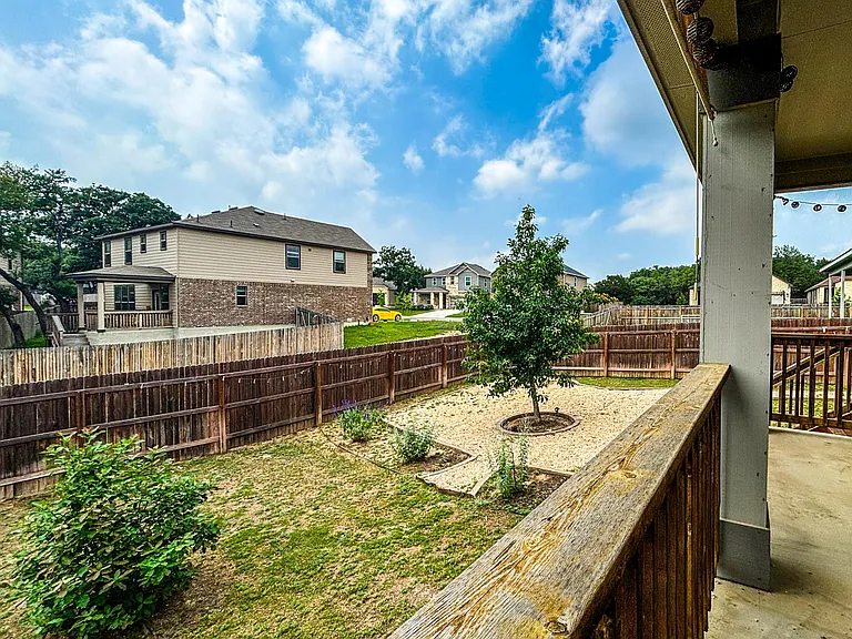8134 Emmeline Dr — Photo 61