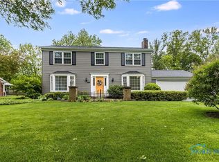 931 Bexley Dr, Perrysburg, OH 43551