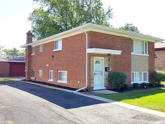 3rd image of 221 Washington Ave