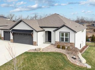 22614 W 87th Ter, Lenexa, KS 66227