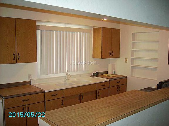 5th image of 1055 Bonita Ave