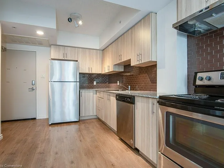 275 Larch St #G202 — Photo 5
