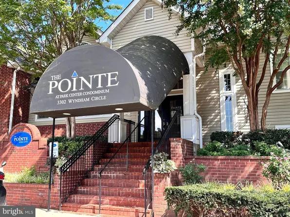 3313 Wyndham Cir APT 3209, Alexandria, VA 22302