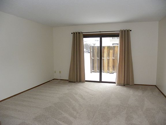 3rd image of 5548 Sunset Ln #A16d