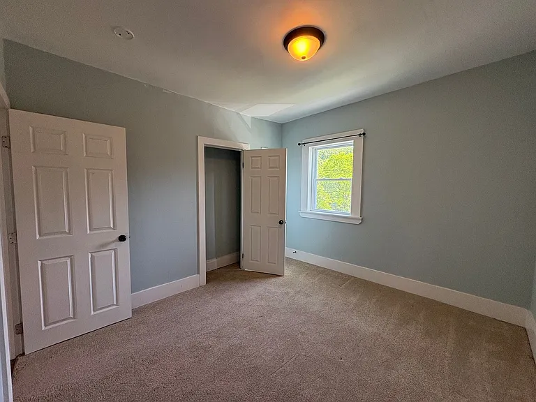 535 Marie Ave — Photo 14