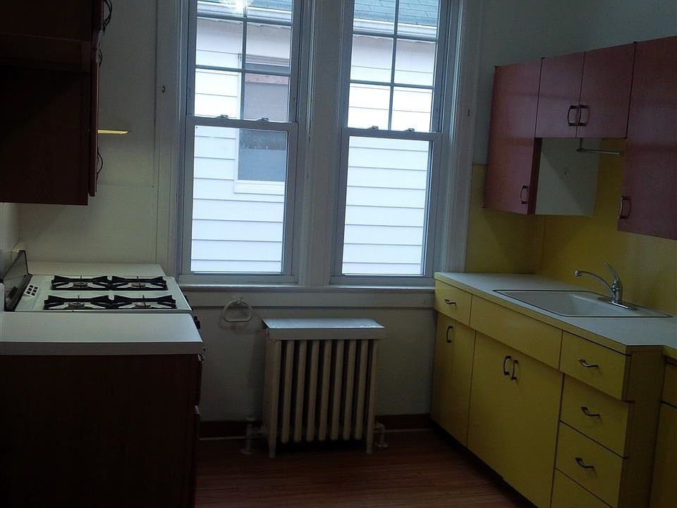 2nd image of 8801 3rd Ave #2