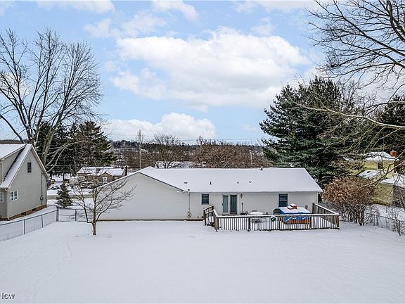 5th image of 750 Silvercrest Dr