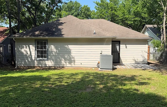 4934 Kildare Ave — Photo 24