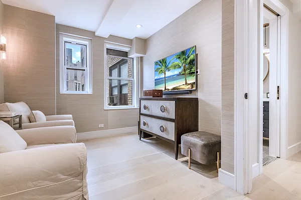 Rented by BARNES New York | media 16