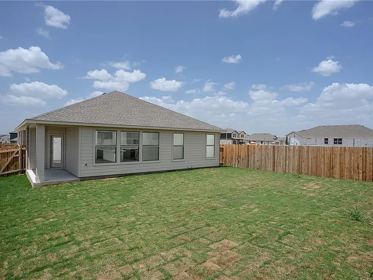 220 Tanda Ln — Photo 22