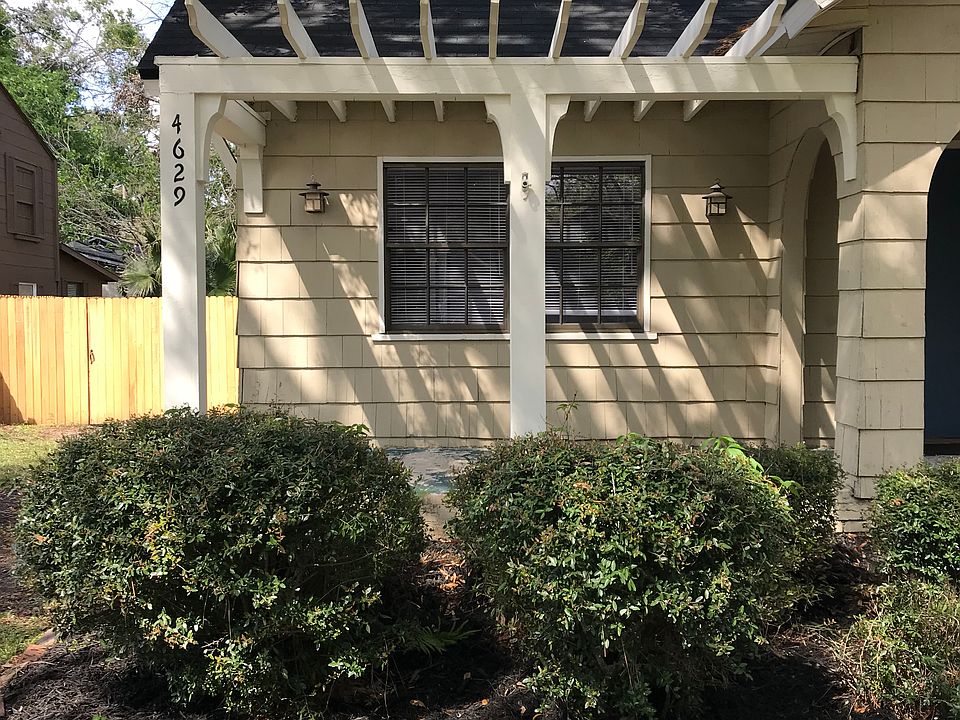 Front Porch Pergola