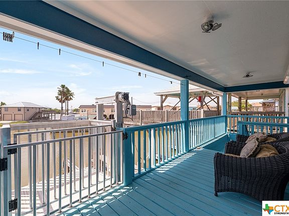 3rd image of 523 Laguna Dr