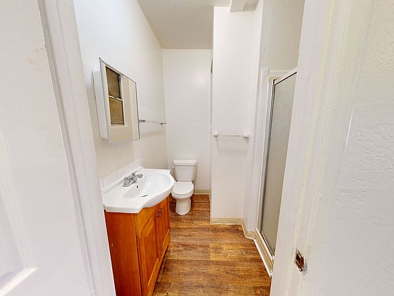 4th image of 1811 27th Ave #211