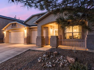 8051 Corn Mountain Pl NW, Albuquerque, NM, 87114