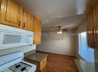 7766 Wyngate St APT 17, Tujunga, CA 91042