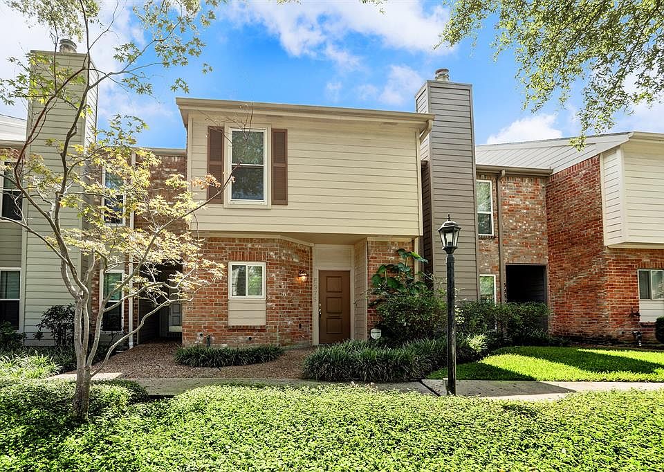 1st image of 5979 Woodway Dr