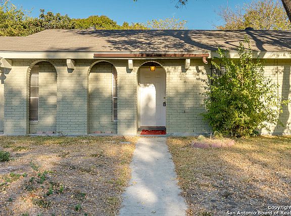 3rd image of 4339 Greystone Dr