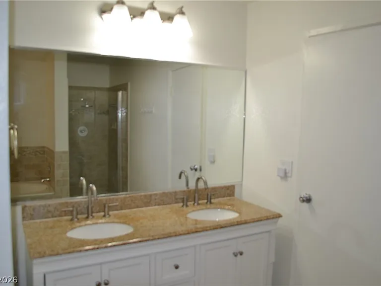 3653 Algonquin Dr — Photo 4