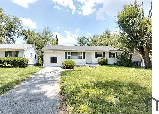 10112 Crown Point Dr — Photo 8