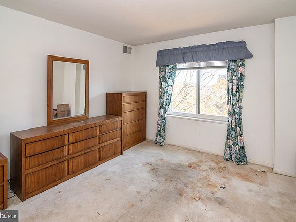 3rd image of 8350 Greensboro Dr APT 524