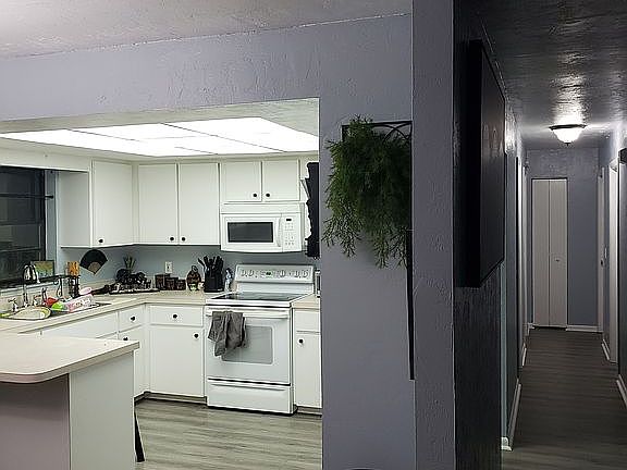 3rd image of 5776 NE 20th Ave