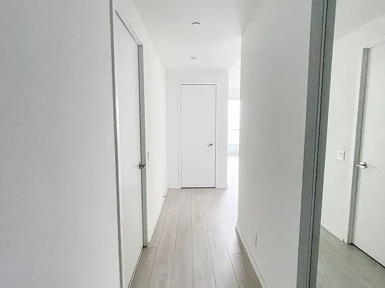 950 Portage Pkwy #2215 — Photo 2