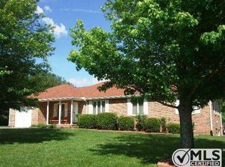 754 Spring Valley Rd, McMinnville, TN 37110