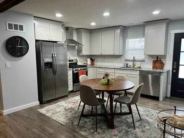 (undisclosed Address), Howell, MI 48843