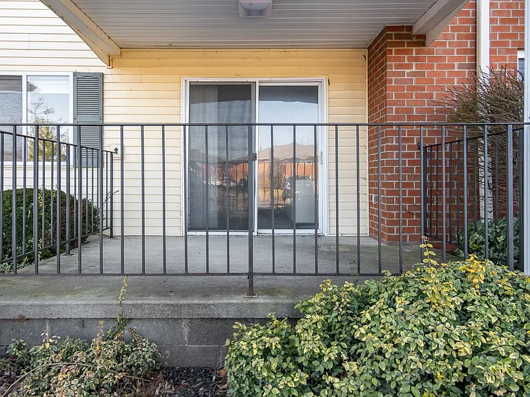 CenterPointe Apartments & Townhomes — Photo 46