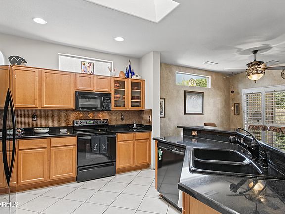 3rd image of 16306 W KEY ESTRELLA Drive