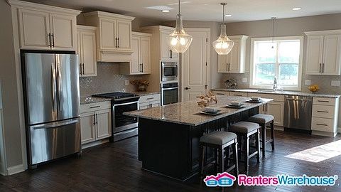 3rd image of 2200 Gallery Ct