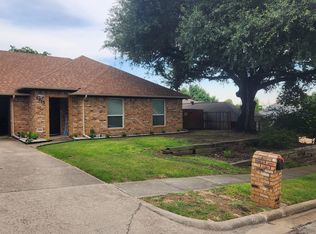 1013 Old Mill Cir, Irving, TX 75061