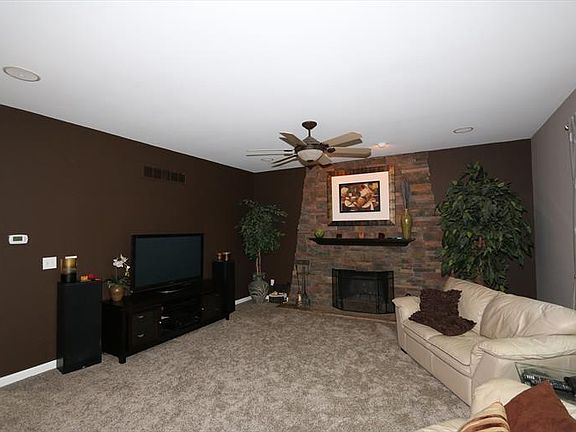 4th image of 4177 Mahogany Ln