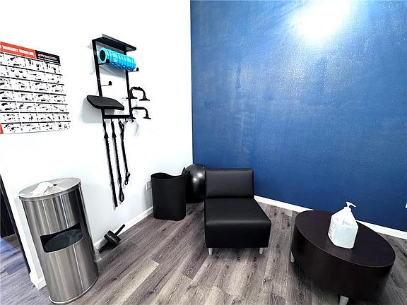 2nd image of 810 Monocacy St #303