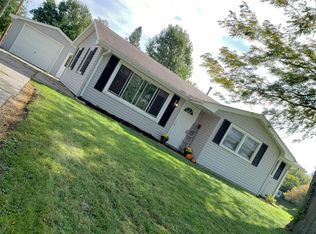 2419 11th St, Silvis, IL 61282