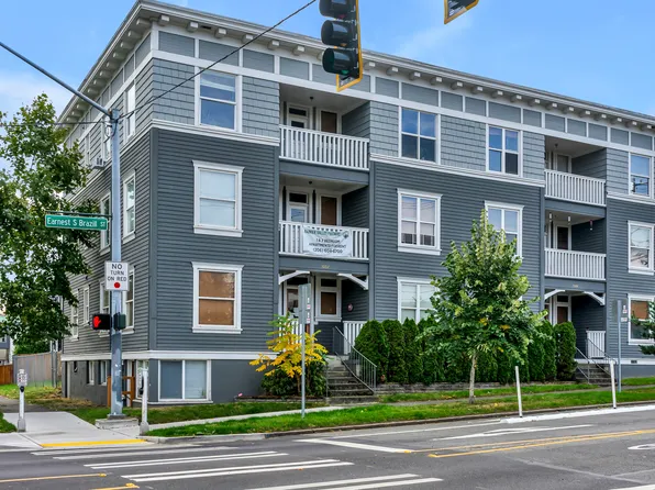 1004 S 12th St #7, Tacoma, WA 98405