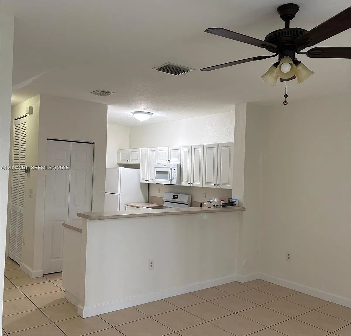 The Shores Condo No 1 — Photo 4