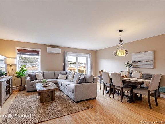 4th image of 295 Boars Head Rd